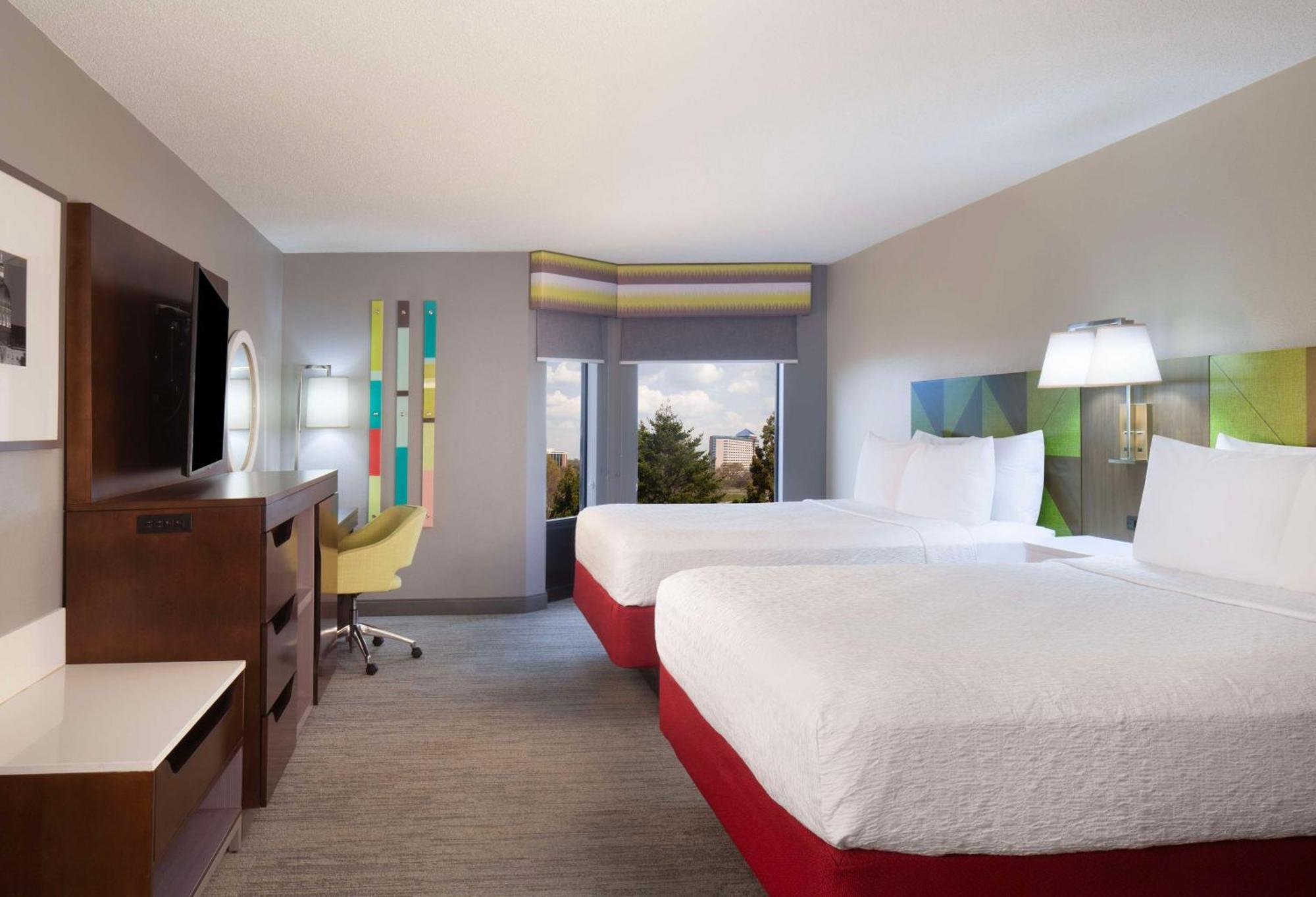 Hampton Inn & Suites-Atlanta Airport North-I-85 Hapeville Exterior photo